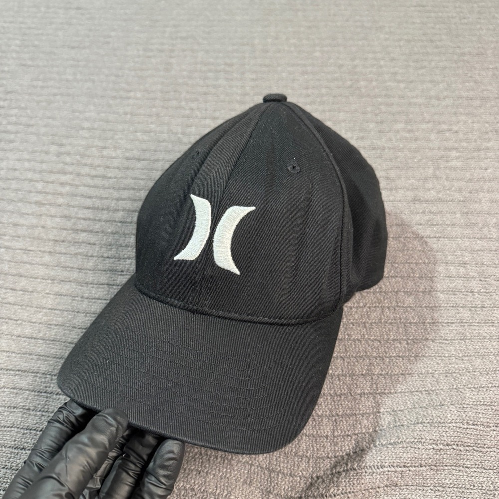 Hurley Flexfit Baseball Hat Mens L-XL Black Excellent Embroidered Logo Cap